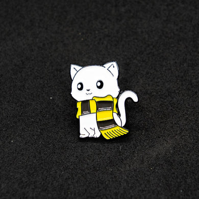 Pin Gatito Con Bufanda