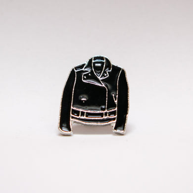 pin-chaqueta-cuero